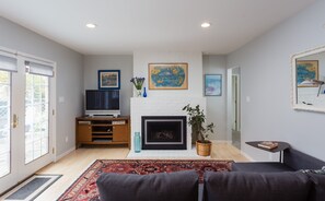 Living room with gas fireplace