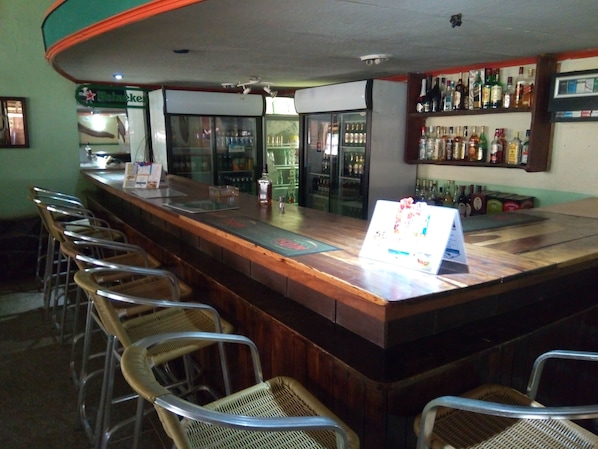 Bar (en el alojamiento)