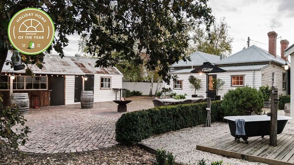 STAYZ TOP 10 AUSTRALIAN HOLIDAY HOMES 2022  : AWARDED BRONZE
