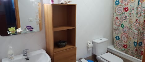 BAÑO PLANTA ALTA