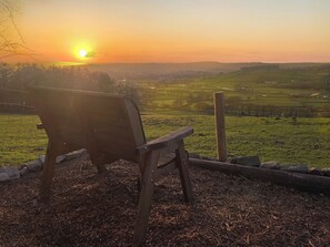 Sunset from Valley View Meadow at the front of the cottage.