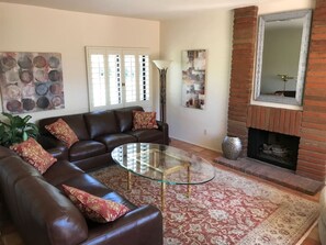 The living room with so comfortable leather seating.