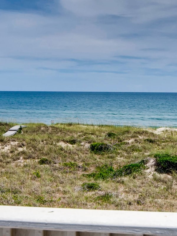 Surf-or-Sound-Realty-Hatteras-Hi'd-Away-682-View