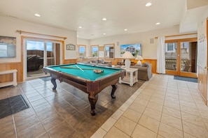Surf or Sound Realty - 682 - Hatteras HId Away - Game Room -1