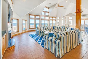 Surf-or-Sound-Realty-Tidal-Treasure-737-Great-Room-3