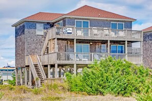 surf-or-sound-realty-a-reel-addiction-704-exterior