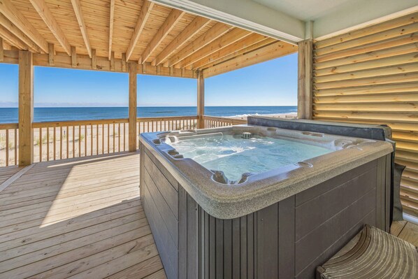 Surf or Sound Realty - 1 - Moonglade - Hot Tub -2
