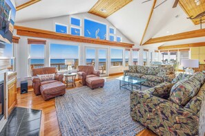 Surf or Sound Realty - 1 - Moonglade - Great Room -2
