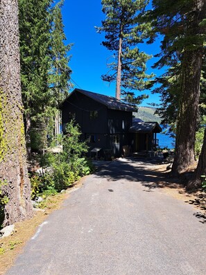 House with driveway