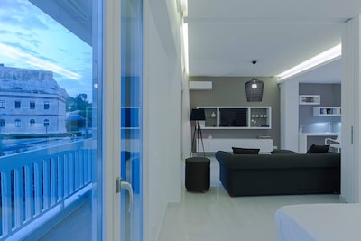 Διαμέρισμα Ακρόπολης με εκπληκτική θέα (2 Bds & 2Bts), οικογενειακό / φιλικό προς τις επιχειρήσεις
