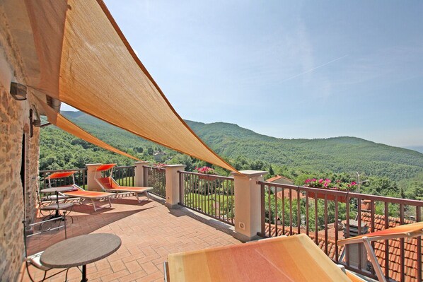 Terrace on Second Floor Apartment