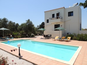 Villa Pegasus pool terrace.