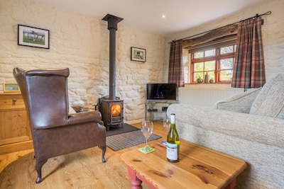 Hazelrigg Cottage, single story former milking parlour, pet friendly