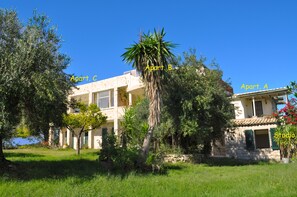 The three apartments are located on the first floor
