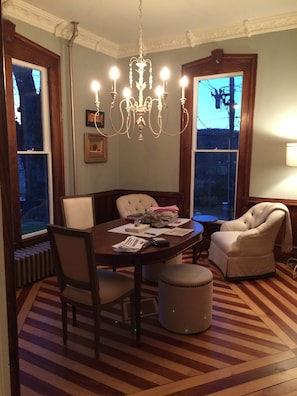 Morning Room/ Dining area