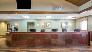 Lobby Registration & Guest Services