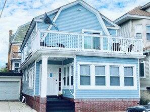 Vassar Beach House | Beautifully Renovated | Second Floor Deck | 2 Car Driveway
