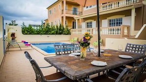 Exterior Dining Area