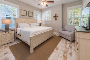 Second Floor, Master Bedroom with King Bed