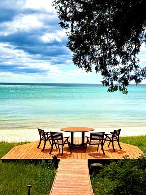 Front deck overlooking the sandy beach