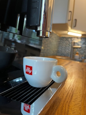 Kaffe och/eller kaffebryggare