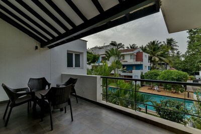 Peace & Luxury 3 Bhk Villa with Pool near Candolim Beach