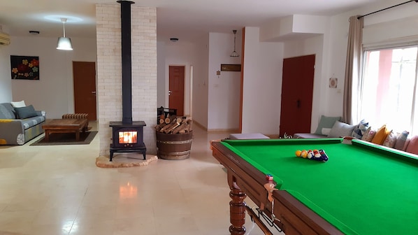 Spielezimmer