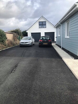 Very spacious tarmac drive