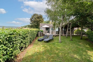 Private Garden with barbeque station