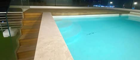 Plunge Pool