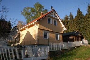 Vue extérieure du bâtiment. Image 3