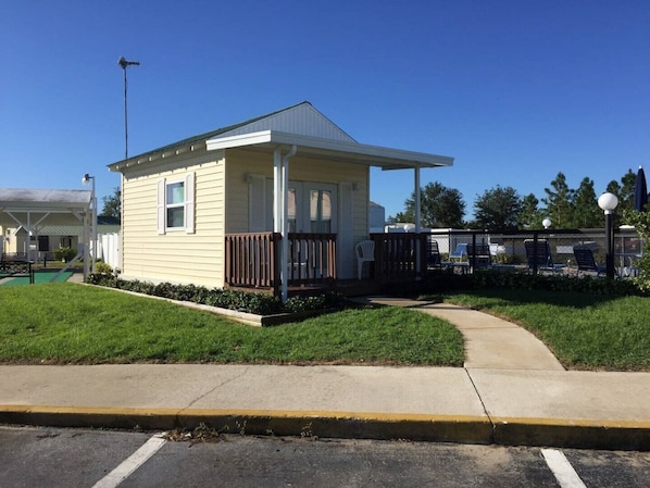 Tiny Home, 200 sq ft
Outside View