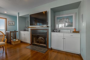 Wet Bar with Fireplace and TV