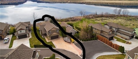 Beautiful view of the river with a big driveway