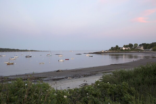 Willard Beach in the evening, a 5 minute walk