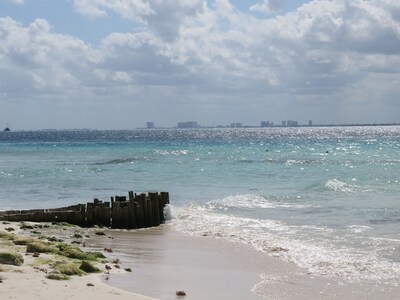 El lujo de Cancún lejos de las multitudes.