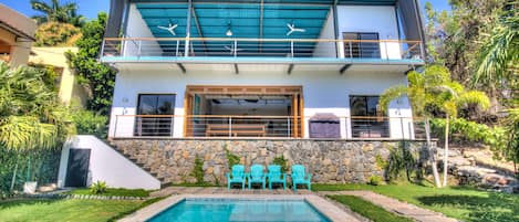One Wave  Surf House.
A perfect villa for any El Salvador Vacation!