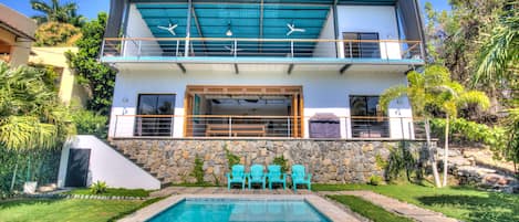 One Wave Surf House.
A perfect villa for any El Salvador Vacation!