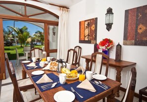 Villa Dining Area