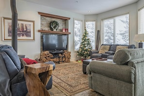 Living Room with Plenty of Space to Sit and Entertain 