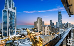 Spectacular views of the ocean and the city from the balcony