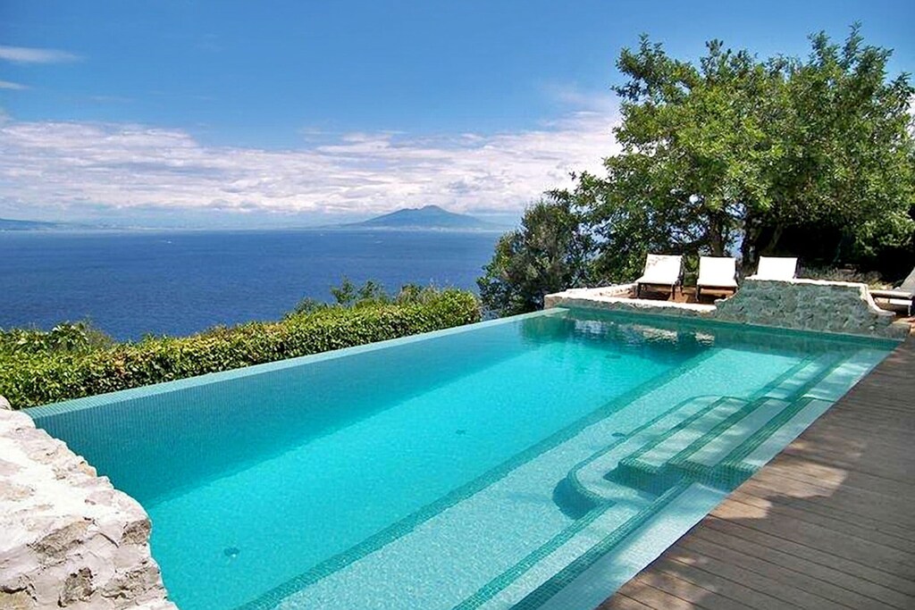 Picture of villa