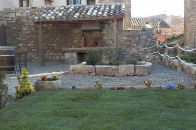 Casa rural (alquiler íntegro) Cal  Xavier para 12 personas