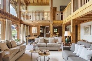 Chalet Valhalla spacious living area, luxury interior, Chamonix centre