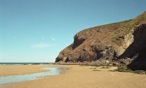 Mawgan Porth. 10 mins away