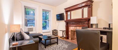 Sunny one bedroom apartment on West 69th Street - Living room