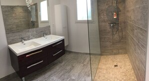 Vacation rental TAILLADES house for rent 1 bathroom