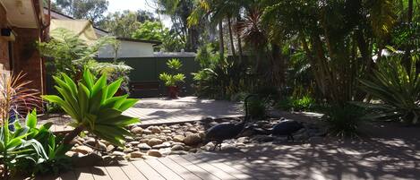 Relaxing & very private deck