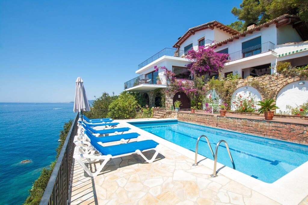 Picture of villa