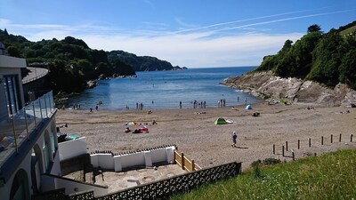 Atemberaubendes Strandhaus mit direktem Zugang zum Strand - brandneu für die Saison 2019